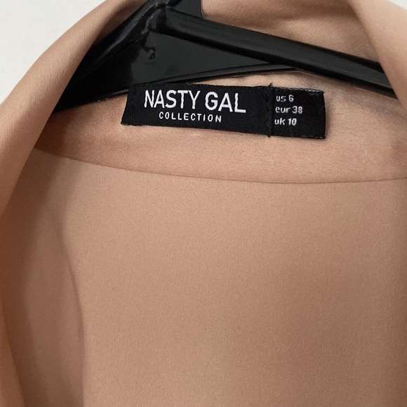 Nude/champagne Satin top, size 6 - Picture 10 of 11